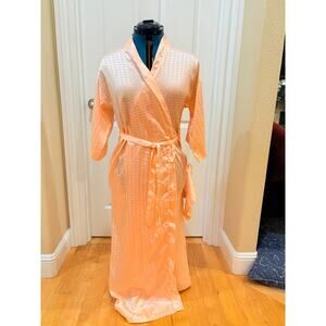 Vintage Womens Size S Peach Satin Robe